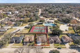 1111 W Belgravia Dr, Pearland, TX 77584 - Photo 31