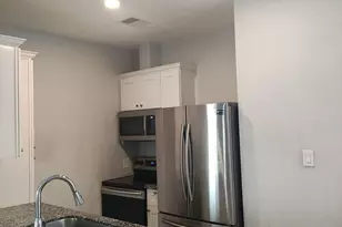 308 E 31st St, Houston, TX 77018 - Photo 3