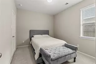 1611 Summer City Dr, Houston, TX 77047 - Photo 11