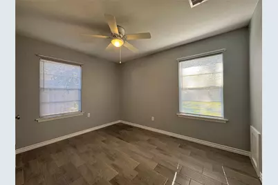 514 Bertloma Street, Pasadena, TX 77502 - Photo 17