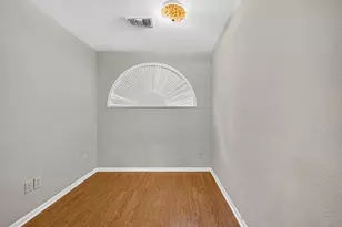 11 N Mossrock Rd, The Woodlands, TX 77380 - Photo 27