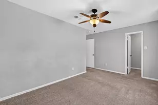 11 N Mossrock Rd, The Woodlands, TX 77380 - Photo 35