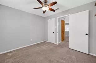 11 N Mossrock Rd, The Woodlands, TX 77380 - Photo 37