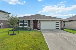 8207 Sugar Cane Ln, Rosharon, TX 77583 - Photo 3