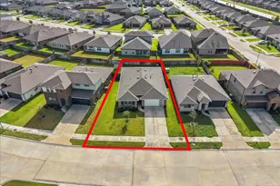 8207 Sugar Cane Ln, Rosharon, TX 77583 - Photo 5