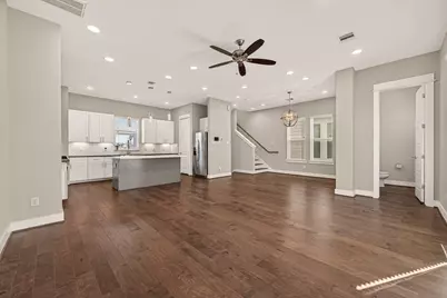 2010 Saint Charles Street, Houston, TX 77003 - Photo 13