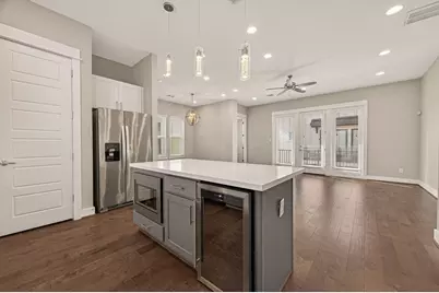 2010 Saint Charles Street, Houston, TX 77003 - Photo 15