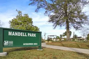 1517 Bonnie Brae St, Houston, TX 77006 - Photo 3