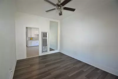 1517 Bonnie Brae Street #4, Houston, TX 77006 - Photo 11