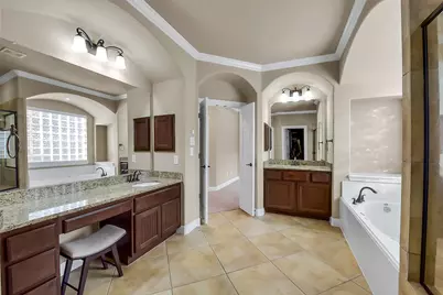 2413 Mountain Falls Court, Friendswood, TX 77546 - Photo 21