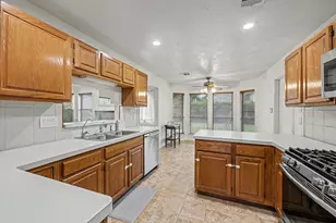 14735 Tilley St, Houston, TX 77084 - Photo 7