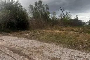 1814 Chase St, Houston, TX 77026 - Photo 1