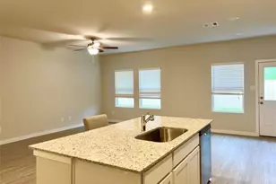 812 Westpointe Dr, Dayton, TX 77535 - Photo 3