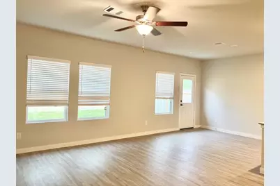 812 Westpointe Drive, Dayton, TX 77535 - Photo 5