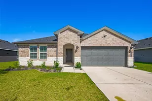 1004 Great Barracuda Ln, Alvin, TX 77511 - Photo 1