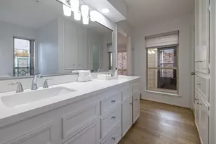 14131 Hillvale Dr, Houston, TX 77077 - Photo 11