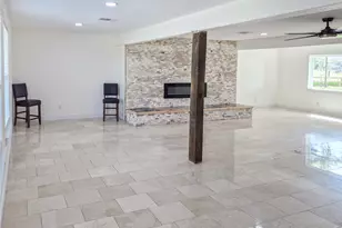 253 County Rd 840, Angleton, TX 77515 - Photo 11