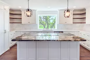 253 County Rd 840, Angleton, TX 77515 - Photo 7