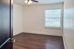 253 County Rd 840, Angleton, TX 77515 - Photo 21