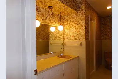 516 N College Street, Weimar, TX 78962 - Photo 9