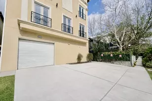 314 W Bell St, Houston, TX 77019 - Photo 33
