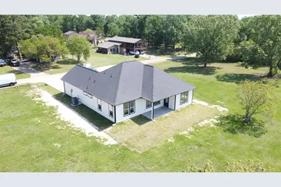 234 Candlelight Lane, Livingston, TX 77351 - Photo 5