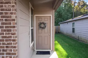 9910 Orchid Spring Ln, Houston, TX 77044 - Photo 3