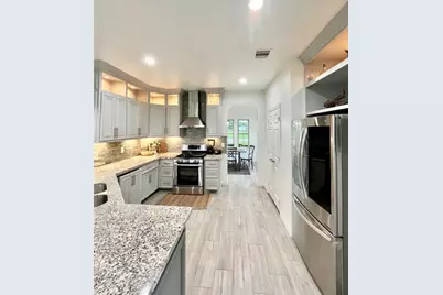 8515 E Sherri Circle, Manvel, TX 77578 - Photo 13