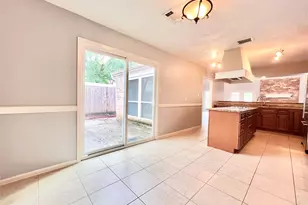 11407 Briar Rose Dr, Houston, TX 77077 - Photo 17