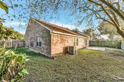 4010 Spring Branch Drive W, Pearland, TX 77584 - Photo 33