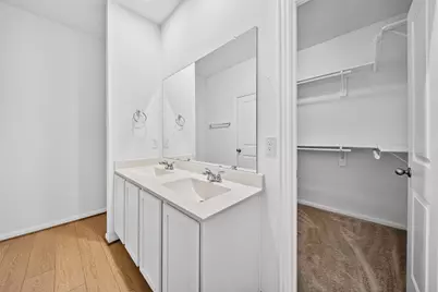 14902 Darbydale Drive, Houston, TX 77090 - Photo 9