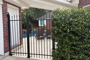 2 S Concord Valley Pl, The Woodlands, TX 77382 - Photo 7