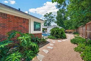 2 S Concord Valley Pl, The Woodlands, TX 77382 - Photo 49