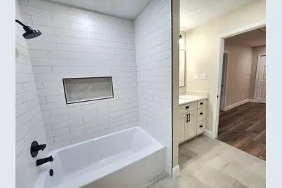 3407 Sandy Forks Drive, Houston, TX 77339 - Photo 23