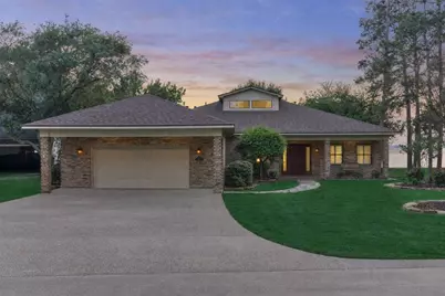 12022 Sagittarius Drive E, Willis, TX 77318 - Photo 5