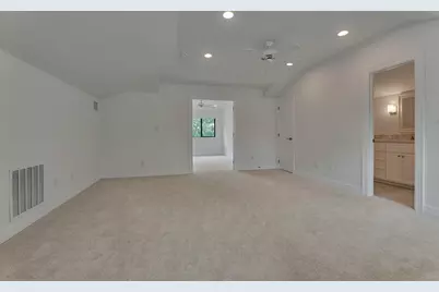 12022 Sagittarius Drive E, Willis, TX 77318 - Photo 31