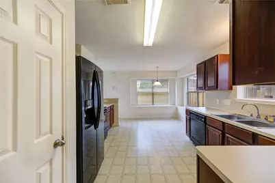 6011 Moscone Court, Katy, TX 77449 - Photo 5