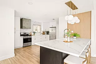 10831 Holly Springs Dr, Houston, TX 77042 - Photo 19