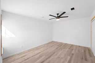 4623 Orange St, Bacliff, TX 77518 - Photo 5