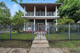 525 Teetshorn St, Houston, TX 77009 - Photo 1
