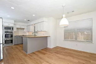 6 Willowherb Ct, The Woodlands, TX 77380 - Photo 17