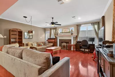 2636 Couch Street, Houston, TX 77008 - Photo 5