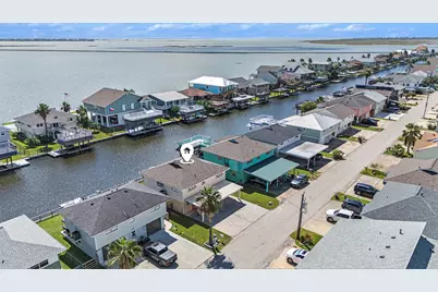 1223 Sailfish Street, Bayou Vista, TX 77563 - Photo 1