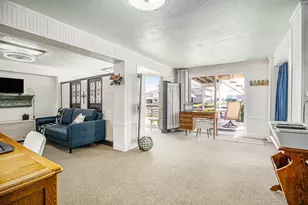 1223 Sailfish St, Bayou Vista, TX 77563 - Photo 5