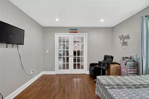 10802 Kirkwell Dr, Houston, TX 77089 - Photo 11