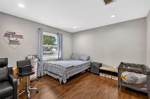 10802 Kirkwell Dr, Houston, TX 77089 - Photo 21