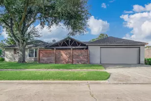 10802 Kirkwell Dr, Houston, TX 77089 - Photo 33