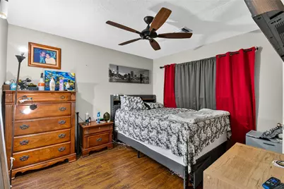 10802 Kirkwell Drive, Houston, TX 77089 - Photo 23
