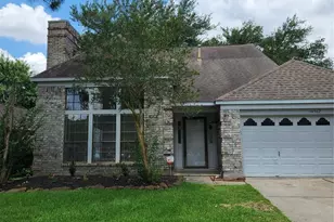 14562 Oak Chase Dr, Houston, TX 77062 - Photo 1