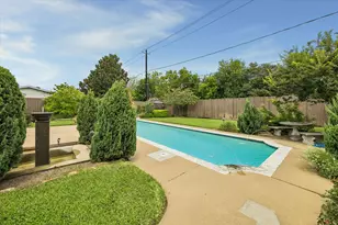 9534 Beverly Hill St, Houston, TX 77063 - Photo 19